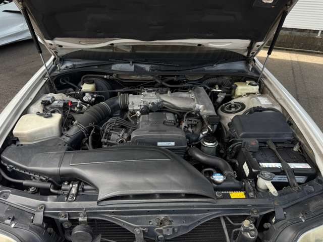 1993 Toyota Crown Majesta – thumbnail 2