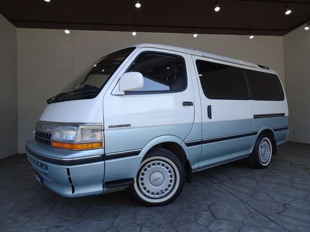 1992 Toyota Hiace – thumbnail 2