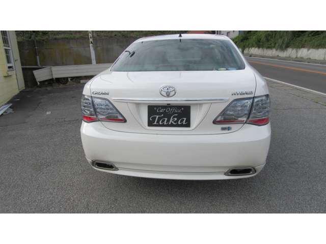 2009 Toyota Crown Hybrid – thumbnail 3