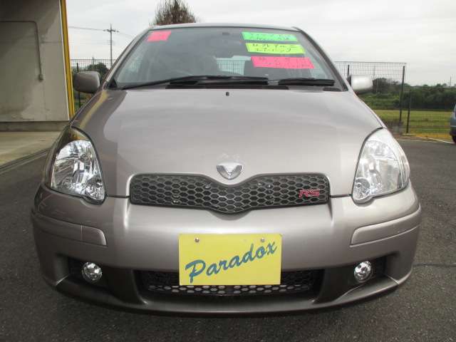 2004 Toyota Vitz – thumbnail 2