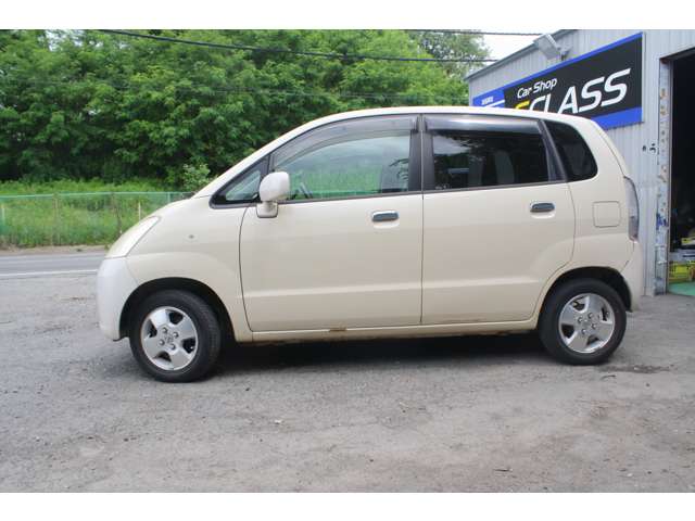2005 Nissan Moco – thumbnail 4