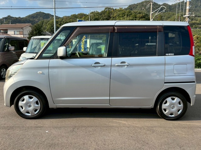 2010 Nissan Roox – thumbnail 2