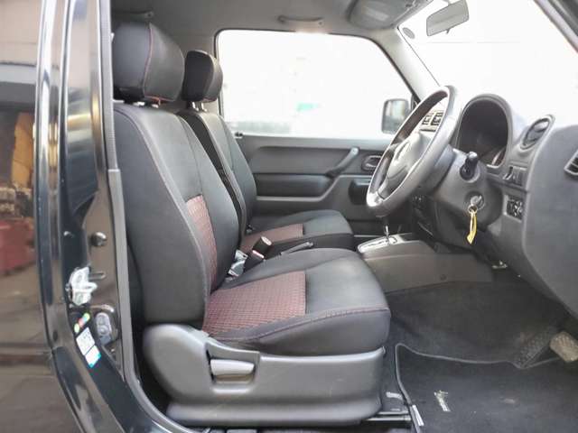 2006 Suzuki Jimny – thumbnail 4