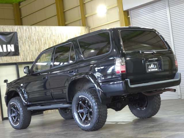 1997 Toyota Hilux Surf – thumbnail 3