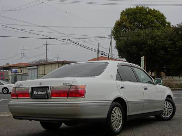 2000 Toyota Crown Royal – thumbnail 3