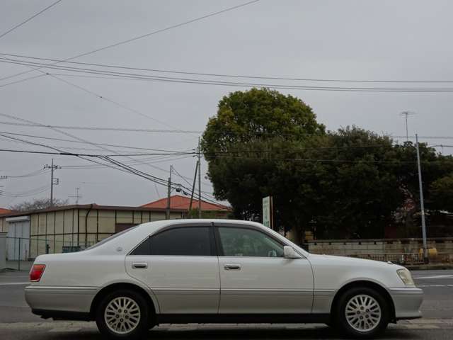 2000 Toyota Crown Royal – thumbnail 4