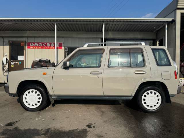 1999 Nissan Rasheen – thumbnail 4