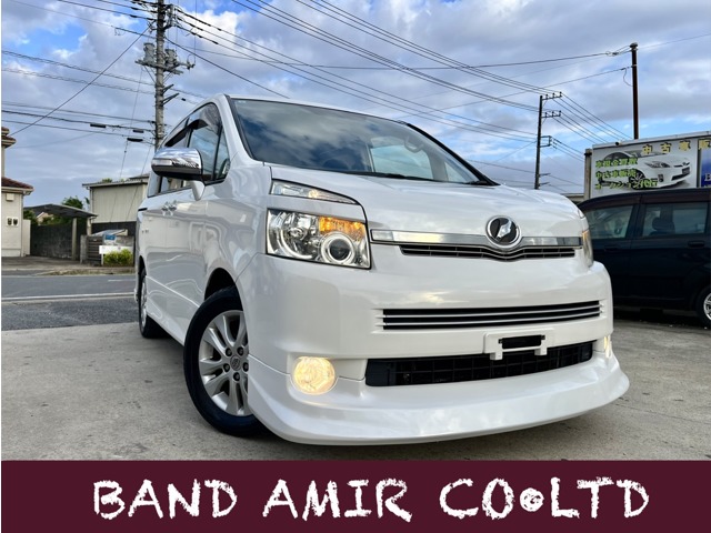 2009 Toyota Voxy