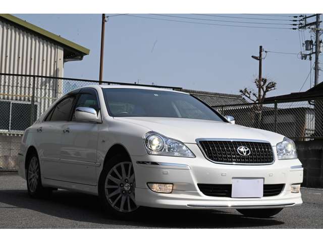 2008 Toyota Crown Majesta – thumbnail 2