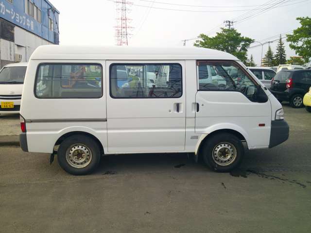 2010 Nissan Vanette – thumbnail 4