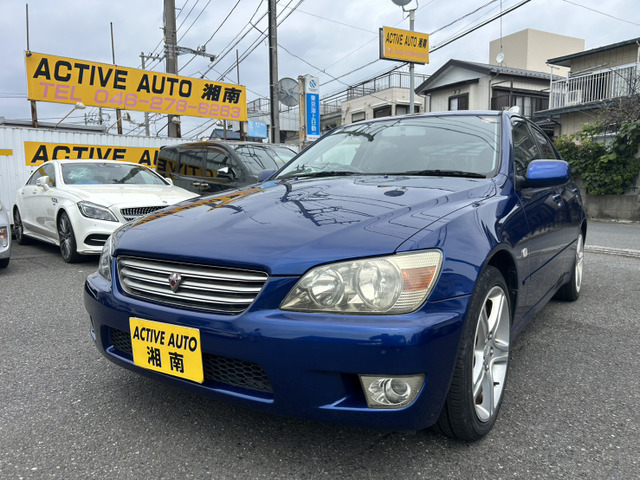 2000 Toyota Altezza – thumbnail 3