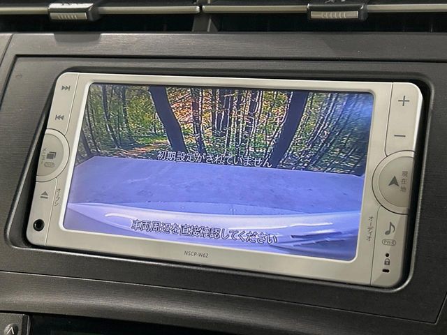 2011 Toyota Prius – thumbnail 4