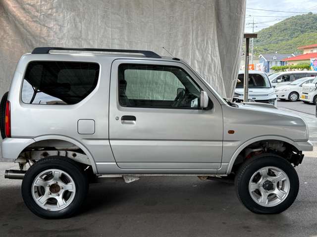2002 Suzuki Jimny – thumbnail 3