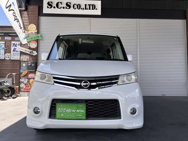 2010 Nissan Roox – thumbnail 2