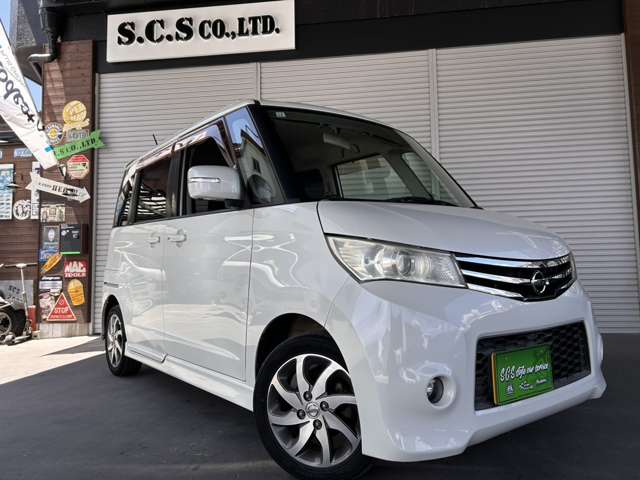 2010 Nissan Roox – thumbnail 3