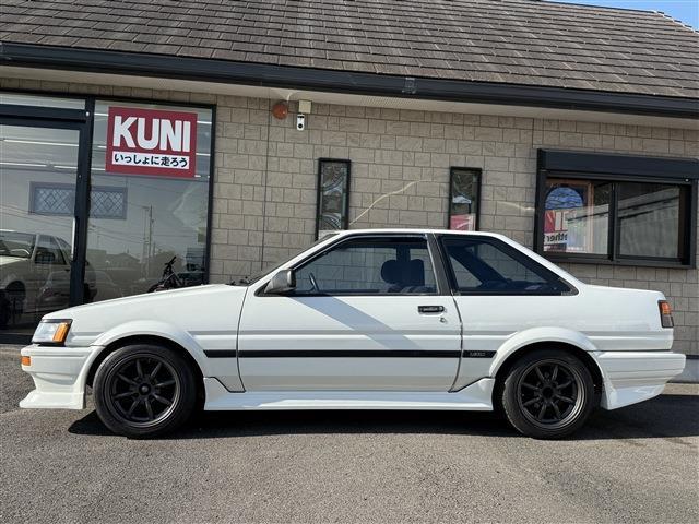 1985 Toyota Corolla Levin – thumbnail 3