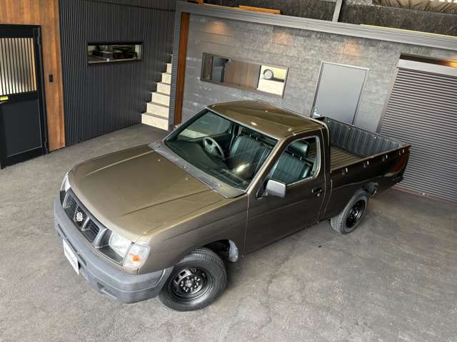 1999 Nissan Datsun – thumbnail 2