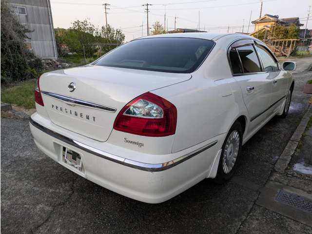 2007 Nissan President – thumbnail 3