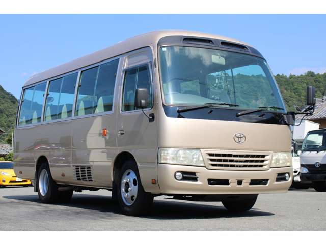 2009 Toyota Coaster – thumbnail 3
