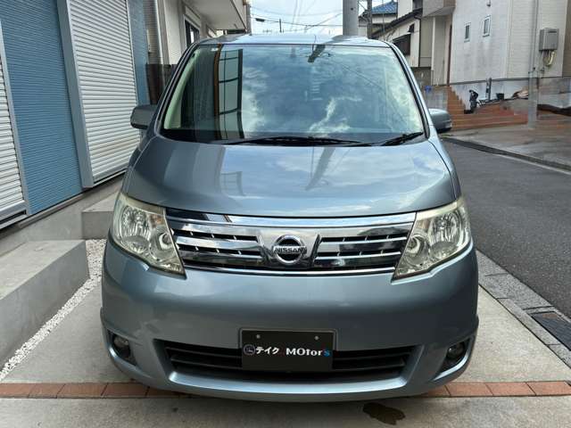 2010 Nissan Serena – thumbnail 4