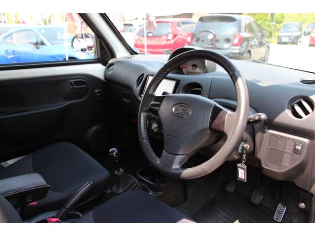 2008 Daihatsu Esse – thumbnail 3