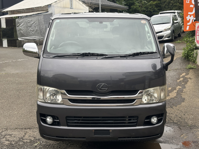 2008 Toyota Hiace – thumbnail 2