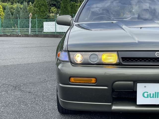 1991 Nissan Cefiro – thumbnail 3