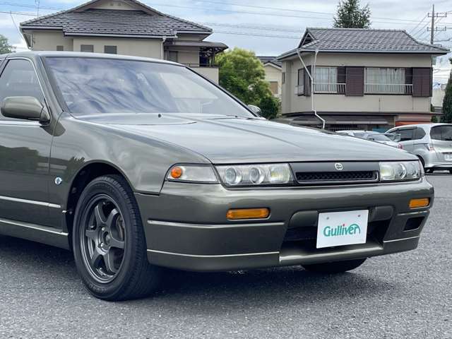 1991 Nissan Cefiro – thumbnail 4
