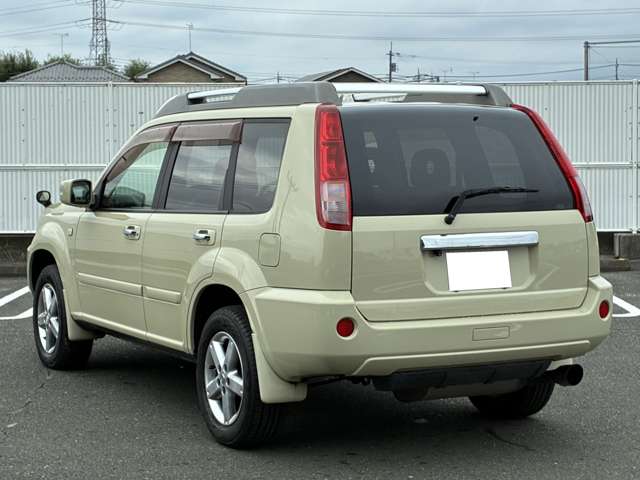 2003 Nissan X-Trail – thumbnail 4