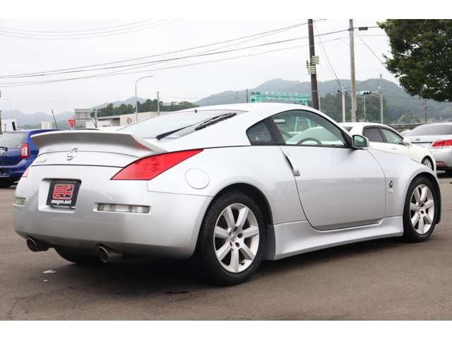 2005 Nissan Fairlady Z – thumbnail 3