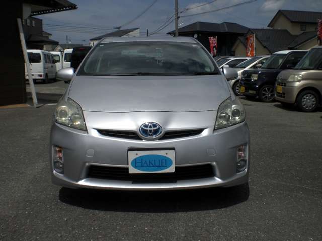 2010 Toyota Prius – thumbnail 2