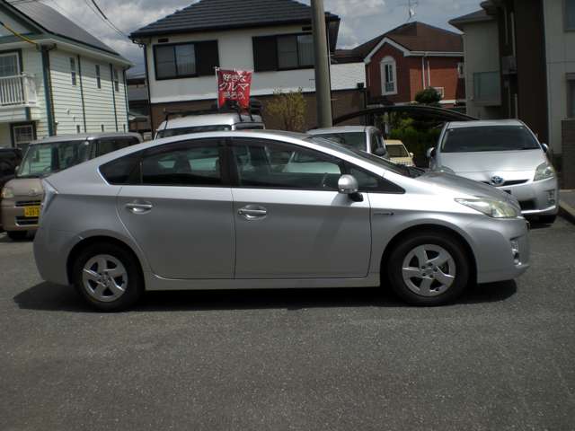 2010 Toyota Prius – thumbnail 4