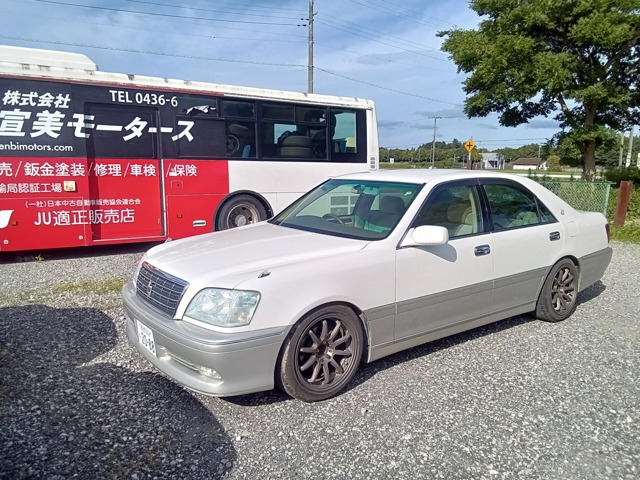 2003 Toyota Crown Royal