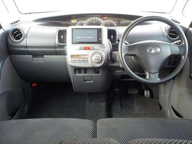 2008 Daihatsu Tanto – thumbnail 3