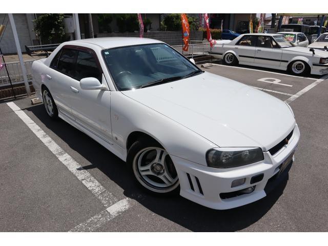 2001 Nissan Skyline – thumbnail 3
