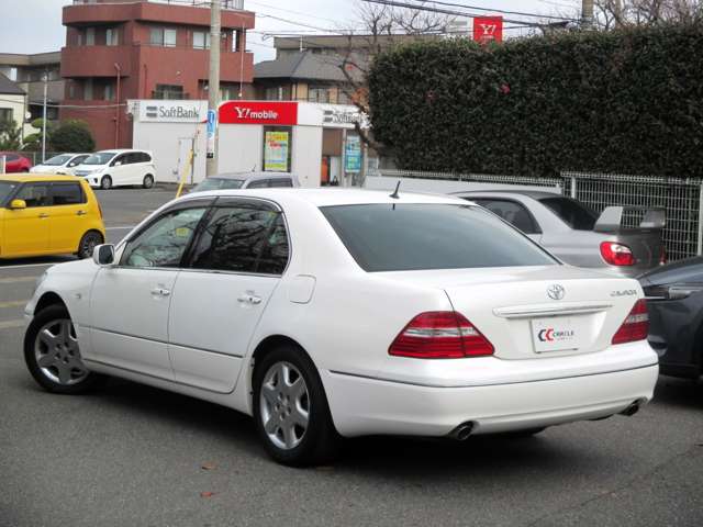 2005 Toyota Celsior – thumbnail 3