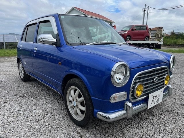 2001 Daihatsu Mira Gino