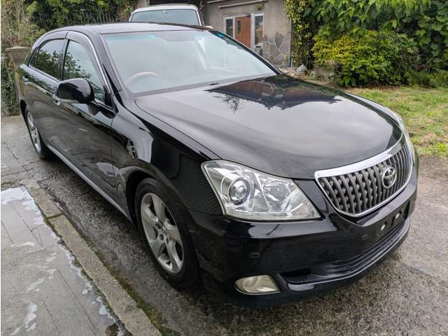 2009 Toyota Crown Majesta – thumbnail 2
