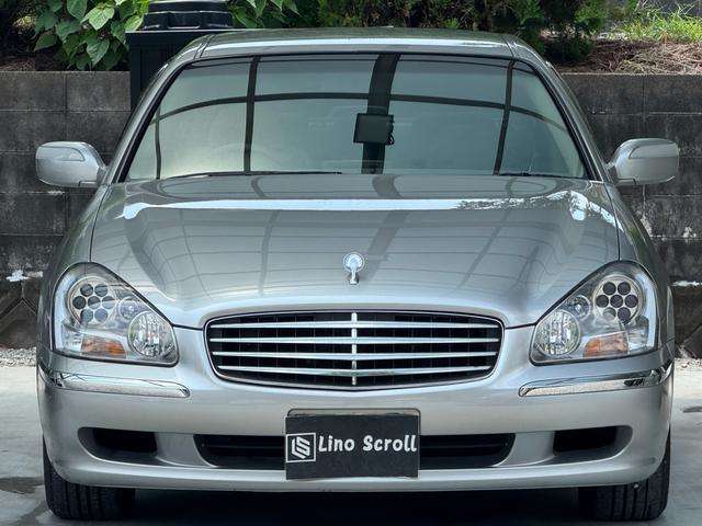 2002 Nissan Cima – thumbnail 2
