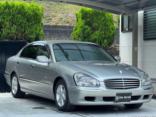 2002 Nissan Cima – thumbnail 4