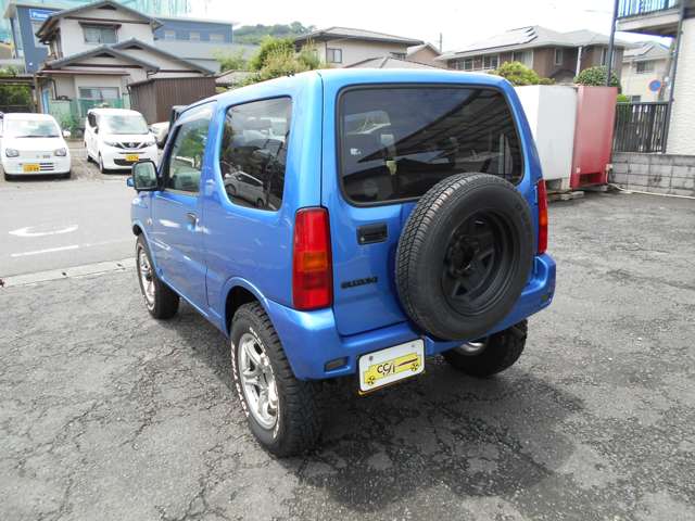 2000 Suzuki Jimny – thumbnail 3