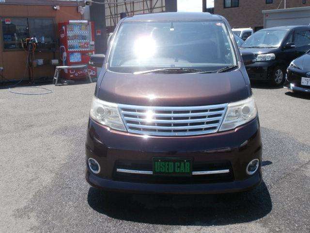 2010 Nissan Serena – thumbnail 2