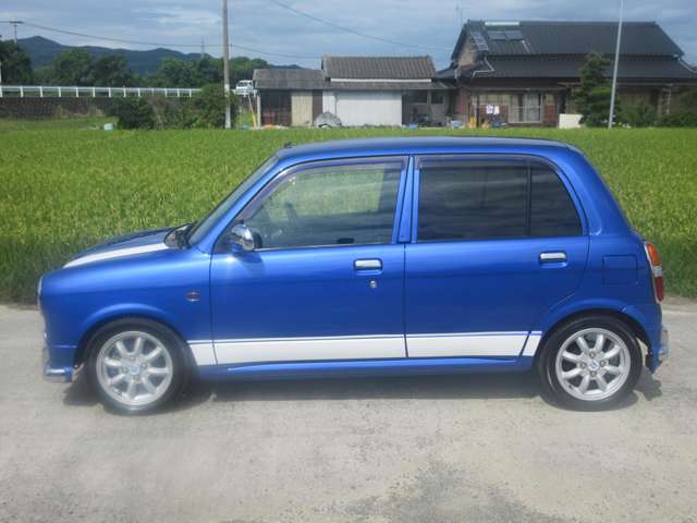 2002 Daihatsu Mira Gino – thumbnail 4