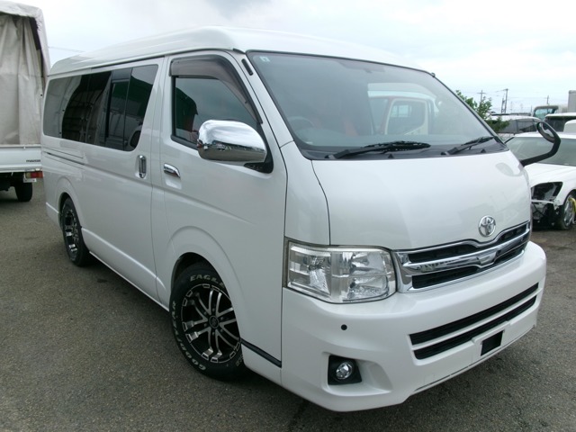 2010 Toyota Hiace