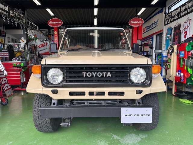 1993 Toyota Land Cruiser 70 – thumbnail 3