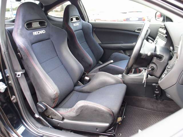 2005 Honda Integra Type R – thumbnail 4