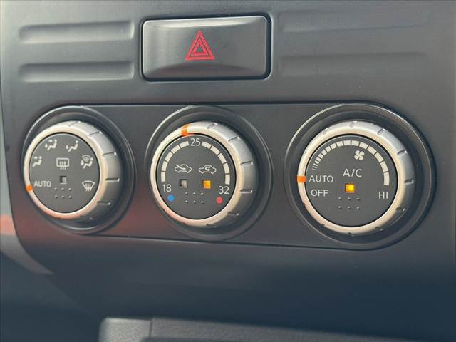 2010 Nissan X-Trail – thumbnail 4