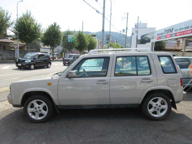 2000 Nissan Rasheen – thumbnail 4