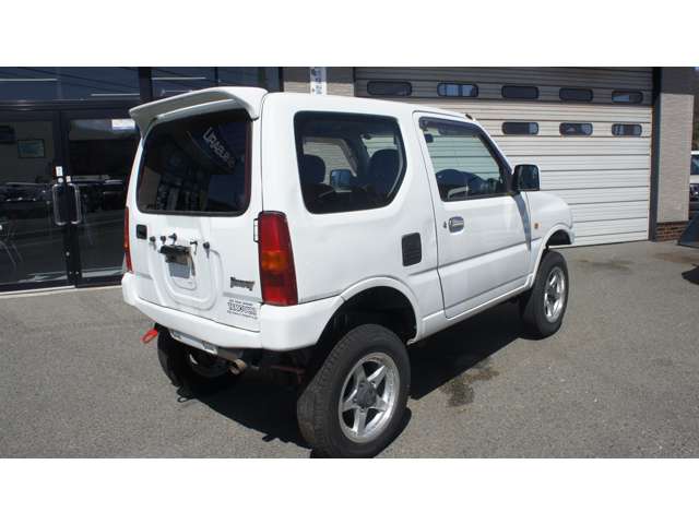 2008 Suzuki Jimny – thumbnail 4