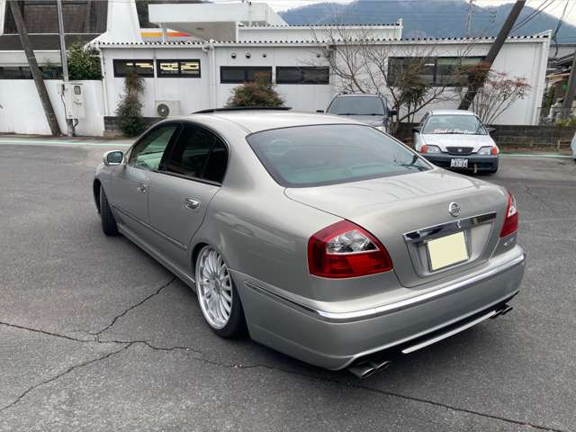 2006 Nissan Cima – thumbnail 2